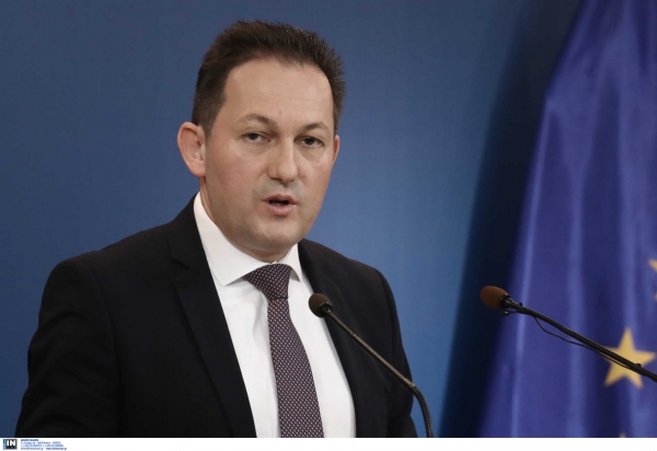 &Pi;έ&tau;&sigma;&alpha;&sigmaf;: &laquo;&Alpha;&pi;&alpha;&gamma;&omicron;&rho;&epsilon;ύ&omicron;&nu;&tau;&alpha;&iota; &mu;&epsilon;&tau;&alpha;&kappa;&iota;&nu;ή&sigma;&epsilon;&iota;&sigmaf; &sigma;&epsilon; &sigma;&pi;ί&tau;&iota;&alpha; &sigma;&upsilon;&gamma;&gamma;&epsilon;&nu;ώ&nu; &kappa;&alpha;&iota; &phi;ί&lambda;&omega;&nu; &tau;&eta;&nu; &Alpha;&nu;ά&sigma;&tau;&alpha;&sigma;&eta; ή &tau;&eta;&nu; &Kappa;&upsilon;&rho;&iota;&alpha;&kappa;ή &tau;&omicron;&upsilon; &Pi;ά&sigma;&chi;&alpha;&raquo;