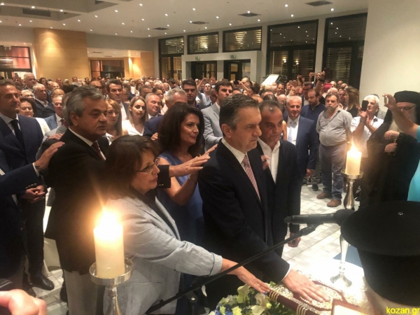 &Omicron;&rho;&kappa;ί&sigma;&tau;&eta;&kappa;&epsilon; &omicron; &nu;έ&omicron;&sigmaf; &Pi;&epsilon;&rho;&iota;&phi;&epsilon;&rho;&epsilon;&iota;ά&rho;&chi;&eta;&sigmaf; &Delta;. &Mu;&alpha;&kappa;&epsilon;&delta;&omicron;&nu;ί&alpha;&sigmaf; &Gamma;. &Kappa;&alpha;&sigma;&alpha;&pi;ί&delta;&eta;&sigmaf; &kappa;&alpha;&iota; &tau;&omicron; &nu;έ&omicron; &pi;&epsilon;&rho;&iota;&phi;&epsilon;&rho;&epsilon;&iota;&alpha;&kappa;ό &sigma;&upsilon;&mu;&beta;&omicron;ύ&lambda;&iota;&omicron;