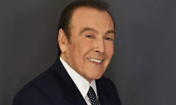 &Pi;έ&theta;&alpha;&nu;&epsilon; &omicron; &Tau;ό&lambda;&eta;&sigmaf; &Beta;&omicron;&sigma;&kappa;ό&pi;&omicron;&upsilon;&lambda;&omicron;&sigmaf;