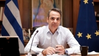 &Mu;&eta;&tau;&sigma;&omicron;&tau;ά&kappa;&eta;&sigmaf;: &Delta;&omega;&rho;&epsilon;ά&nu; &tau;&omicron; &epsilon;&mu;&beta;ό&lambda;&iota;&omicron; &sigma;&epsilon; ό&lambda;&omicron;&upsilon;&sigmaf; &tau;&omicron;&upsilon;&sigmaf; &pi;&omicron;&lambda;ί&tau;&epsilon;&sigmaf; &kappa;&alpha;&iota; &omicron;&iota; &mu;ά&sigma;&kappa;&epsilon;&sigmaf; &sigma;&tau;&alpha; &sigma;&chi;&omicron;&lambda;&epsilon;ί&alpha;