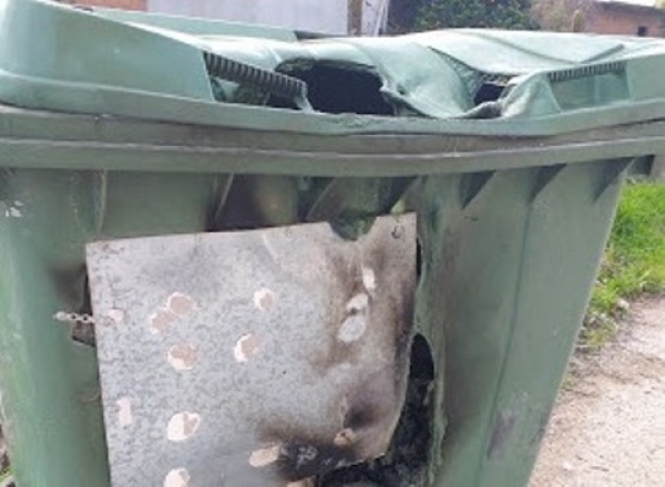 &Delta;&Eta;&Mu;&Omicron;&Sigma; &Delta;&Epsilon;&Sigma;&Kappa;&Alpha;&Tau;&Eta;&Sigma;: ANAKOIN&Omega;&Sigma;&Eta;-&Pi;&Alpha;&Rho;&Alpha;&Kappa;&Lambda;&Eta;&Sigma;&Eta; &sigma;&tau;&omicron;&upsilon;&sigmaf; &kappa;&alpha;&tau;&omicron;ί&kappa;&omicron;&upsilon;&sigmaf; &nu;&alpha; &mu;&eta;&nu; &pi;&epsilon;&tau;&omicron;ύ&nu; &sigma;&tau;ά&chi;&tau;&eta; &alpha;&pi;ό &tau;&zeta;ά&kappa;&iota;&alpha; &kappa;&alpha;&iota; &sigma;ό&mu;&pi;&epsilon;&sigmaf; &sigma;&tau;&omicron;&upsilon;&sigmaf; &kappa;ά&delta;&omicron;&upsilon;&sigmaf; &alpha;&pi;&omicron;&rho;&rho;&iota;&mu;&mu;ά&tau;&omega;&nu;