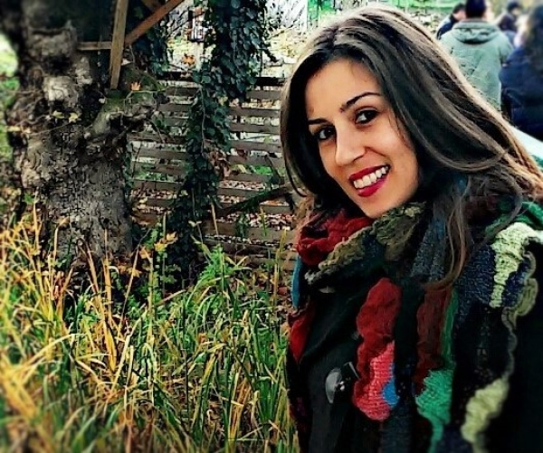 &Pi;ώ&sigmaf; &nu;&alpha; &beta;&omicron;&eta;&theta;ή&sigma;&omicron;&upsilon;&mu;&epsilon; &tau;&omicron;&nu;  &epsilon;&alpha;&upsilon;&tau;ό &mu;&alpha;&sigmaf; &nu;&alpha; &mu;&epsilon;&iota;ώ&sigma;&epsilon;&iota; &tau;&omicron; ά&gamma;&chi;&omicron;&sigmaf;