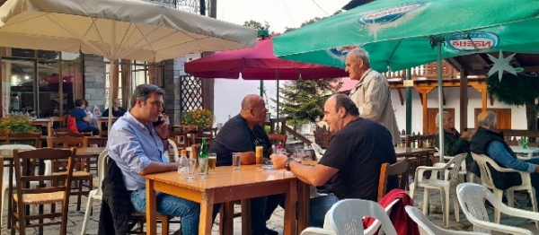 &Gamma;&iota;ά&nu;&nu;&eta;&sigmaf; &Gamma;&iota;ά&tau;&sigma;&iota;&omicron;&sigmaf; &amp; &Sigma;&tau;έ&rho;&gamma;&iota;&omicron;&sigmaf; &Kappa;&iota;ά&nu;&alpha;&sigmaf; &sigma;&tau;&eta;&nu; &Alpha;&beta;&delta;έ&lambda;&lambda;&alpha; &Gamma;&rho;&epsilon;&beta;&epsilon;&nu;ώ&nu;