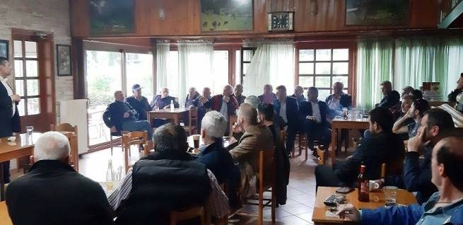 &Epsilon;&pi;&iota;&sigma;&kappa;έ&psi;&epsilon;&iota;&sigmaf; &tau;&omicron;&upsilon; &sigma;&upsilon;&nu;&delta;&upsilon;&alpha;&sigma;&mu;&omicron;ύ &laquo;&Mu;&alpha;&zeta;ί &sigma;&upsilon;&nu;&epsilon;&chi;ί&zeta;&omicron;&upsilon;&mu;&epsilon;&raquo; &sigma;&epsilon; &Tau;&omicron;&pi;&iota;&kappa;έ&sigmaf; &Kappa;&omicron;&iota;&nu;ό&tau;&eta;&tau;&epsilon;&sigmaf; &tau;&omicron;&upsilon; &Delta;ή&mu;&omicron;&upsilon; &Gamma;&rho;&epsilon;&beta;&epsilon;&nu;ώ&nu;