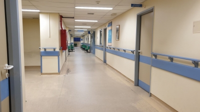 Έ&nu;&omega;&sigma;&eta; &Iota;&alpha;&tau;&rho;ώ&nu; &nu;&omicron;&sigma;&omicron;&kappa;&omicron;&mu;&epsilon;ί&omega;&nu; &kappa;&alpha;&iota; &Kappa;έ&nu;&tau;&rho;&omega;&nu; &Upsilon;&gamma;&epsilon;ί&alpha;&sigmaf; &Delta;. &Mu;&alpha;&kappa;&epsilon;&delta;&omicron;&nu;ί&alpha;&sigmaf;: &laquo;&Eta; &delta;&omega;&rho;&epsilon;ά&nu; &delta;&eta;&mu;ό&sigma;&iota;&alpha; &upsilon;&gamma;&epsilon;ί&alpha; &alpha;&rho;&gamma;&omicron;&pi;&epsilon;&theta;&alpha;ί&nu;&epsilon;&iota; &sigma;&tau;&eta; &Delta;. &Mu;&alpha;&kappa;&epsilon;&delta;&omicron;&nu;ί&alpha;&raquo;