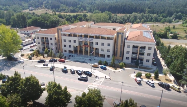 &Tau;&omicron; &pi;&epsilon;&rho;&iota;&sigma;&tau;&alpha;&tau;&iota;&kappa;ό &beta;ί&alpha;&sigmaf; &sigma;&epsilon; &beta;ά&rho;&omicron;&sigmaf; &tau;&omicron;&upsilon; &Delta;&eta;&mu;&omicron;&tau;&iota;&kappa;&omicron;ύ &Sigma;&upsilon;&mu;&beta;&omicron;ύ&lambda;&omicron;&upsilon; &kappa;.&Delta;&eta;&mu;&eta;&tau;&rho;ί&omicron;&upsilon; &Mu;&pi;ό&lambda;&eta;, &kappa;&alpha;&tau;&alpha;&delta;&iota;&kappa;ά&zeta;&epsilon;&tau;&alpha;&iota; &alpha;&pi;ό &tau;&omicron; &sigma;ύ&nu;&omicron;&lambda;&omicron; &tau;&eta;&sigmaf; &Pi;&epsilon;&rho;&iota;&phi;&epsilon;&rho;&epsilon;&iota;&alpha;&kappa;ή&sigmaf; &Alpha;&rho;&chi;ή&sigmaf;