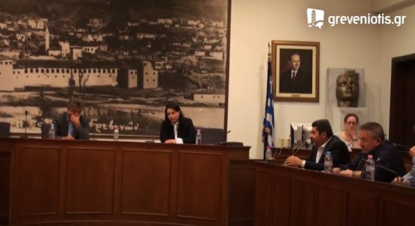 &Kappa;&Omicron;&Upsilon;&Pi;&Tau;&Sigma;&Iota;&Delta;&Eta;&Sigma;: &laquo;&eta; &Delta;&eta;&mu;&omicron;&tau;&iota;&kappa;ή &Alpha;&rho;&chi;ή &nu;&alpha; &sigma;&upsilon;&nu;&tau;&alpha;&chi;&theta;&epsilon;ί &mu;&epsilon; &tau;&eta;&nu; &pi;&rho;ό&tau;&alpha;&sigma;&eta; &tau;&omicron;&upsilon; &Alpha;&nu;&tau;&iota;&pi;&epsilon;&rho;&iota;&phi;&epsilon;&rho;&epsilon;&iota;ά&rho;&chi;&eta;&raquo; (VIDEO)