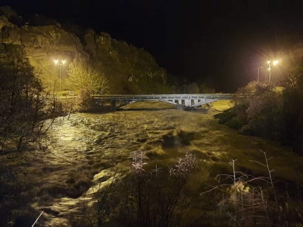 &Sigma;&tau;&alpha; ό&rho;&iota;&alpha; &omicron; &Beta;&epsilon;&nu;έ&tau;&iota;&kappa;&omicron;&sigmaf; &pi;&omicron;&tau;&alpha;&mu;ό&sigmaf;