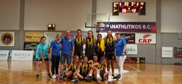 Έ&nu;&alpha; &beta;ή&mu;&alpha; &pi;&rho;&iota;&nu; &tau;&omicron;&nu; &tau;&epsilon;&lambda;&iota;&kappa;ό &omicron;&iota; &Nu;&epsilon;&alpha;&nu;ί&delta;&epsilon;&sigmaf; &tau;&omicron;&upsilon; &Pi;&rho;&omega;&tau;έ&alpha;