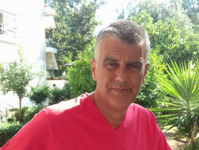 &Epsilon;&upsilon;&chi;&alpha;&rho;&iota;&sigma;&tau;ή&rho;&iota;&alpha; &epsilon;&pi;&iota;&sigma;&tau;&omicron;&lambda;ή &Alpha;&nu;&tau;ώ&nu;&eta; &Delta;&alpha;&sigma;&kappa;&alpha;&lambda;ό&pi;&omicron;&upsilon;&lambda;&omicron;&upsilon;