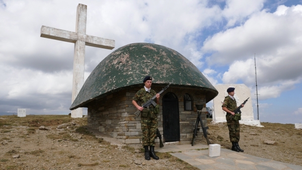 H &epsilon;&tau;ή&sigma;&iota;&alpha; &epsilon;&kappa;&delta;ή&lambda;&omega;&sigma;&eta; &tau;&iota;&mu;ή&sigmaf; &kappa;&alpha;&iota; &mu;&nu;ή&mu;&eta;&sigmaf; &gamma;&iota;&alpha; &tau;&omicron;&upsilon;&sigmaf; &Gamma;&rho;&epsilon;&beta;&epsilon;&nu;&iota;ώ&tau;&epsilon;&sigmaf; Ή&rho;&omega;&epsilon;&sigmaf; &tau;&omicron;&upsilon; &Epsilon;&lambda;&lambda;&eta;&nu;&omicron;ϊ&tau;&alpha;&lambda;&iota;&kappa;&omicron;ύ &Pi;&omicron;&lambda;έ&mu;&omicron;&upsilon; &sigma;&tau;&omicron; ύ&psi;&omega;&mu;&alpha; &Alpha;&nu;&nu;ί&tau;&sigma;&alpha; (&phi;&omega;&tau;&omicron;&gamma;&rho;&alpha;&phi;ί&epsilon;&sigmaf;)