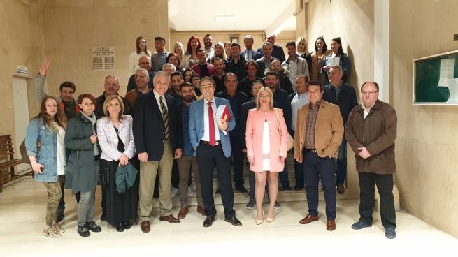 &Kappa;&alpha;&tau;ά&theta;&epsilon;&sigma;&eta; &tau;&omicron;&upsilon; &sigma;&upsilon;&nu;&delta;&upsilon;&alpha;&sigma;&mu;&omicron;ύ "&Delta;&Eta;&Mu;&Omicron;&Sigma; &Gamma;&Iota;&Alpha; &Omicron;&Lambda;&Omicron;&Upsilon;&Sigma;" &tau;&omicron;&upsilon; &Gamma;&iota;ά&nu;&nu;&eta; &Pi;&alpha;&pi;&alpha;&delta;ό&pi;&omicron;&upsilon;&lambda;&omicron;&upsilon;