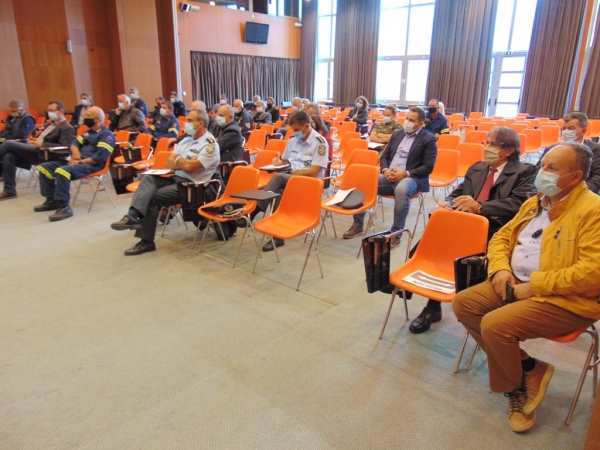 &Delta;ή&mu;&omicron;&sigmaf; &Gamma;&rho;&epsilon;&beta;&epsilon;&nu;ώ&nu;: &Sigma;&upsilon;&nu;&epsilon;&delta;&rho;ί&alpha;&sigma;&eta; &Sigma;&upsilon;&nu;&tau;&omicron;&nu;&iota;&sigma;&tau;&iota;&kappa;&omicron;ύ &Omicron;&rho;&gamma;ά&nu;&omicron;&upsilon; &Pi;&omicron;&lambda;&iota;&tau;&iota;&kappa;ή&sigmaf; &Pi;&rho;&omicron;&sigma;&tau;&alpha;&sigma;ί&alpha;&sigmaf; &epsilon;&nu;ό&psi;&epsilon;&iota; &tau;&omicron;&upsilon; &Chi;&epsilon;&iota;&mu;ώ&nu;&alpha;