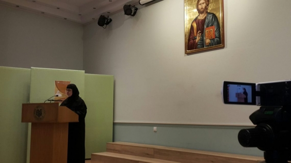 &Epsilon;&kappa;&kappa;&lambda;&eta;&sigma;ί&alpha; &kappa;&alpha;&iota; &Omicron;&iota;&kappa;&omicron;&gamma;έ&nu;&epsilon;&iota;&alpha; &sigma;&tau;&eta;&nu; &Sigma;&chi;&omicron;&lambda;ή &Gamma;&omicron;&nu;έ&omega;&nu; &tau;&eta;&sigmaf; &Iota;.&Mu;. &Gamma;&rho;&epsilon;&beta;&epsilon;&nu;ώ&nu; (&Beta;ί&nu;&tau;&epsilon;&omicron; &Epsilon;&kappa;&delta;ή&lambda;&omega;&sigma;&eta;&sigmaf;)