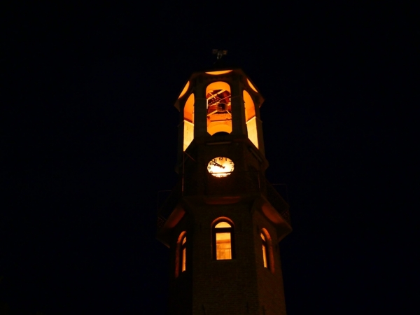 &Delta;ή&mu;&omicron;&sigmaf; &Gamma;&rho;&epsilon;&beta;&epsilon;&nu;ώ&nu;: &Pi;&omicron;&rho;&tau;&omicron;&kappa;&alpha;&lambda;ί &tau;&omicron; &Rho;&omicron;&lambda;ό&iota; &gamma;&iota;&alpha; &tau;&eta; &Sigma;&kappa;&lambda;ή&rho;&upsilon;&nu;&sigma;&eta; &kappa;&alpha;&tau;ά &Pi;&lambda;ά&kappa;&alpha;&sigmaf; (&Phi;&omega;&tau;&omicron;&gamma;&rho;&alpha;&phi;ί&epsilon;&sigmaf;)