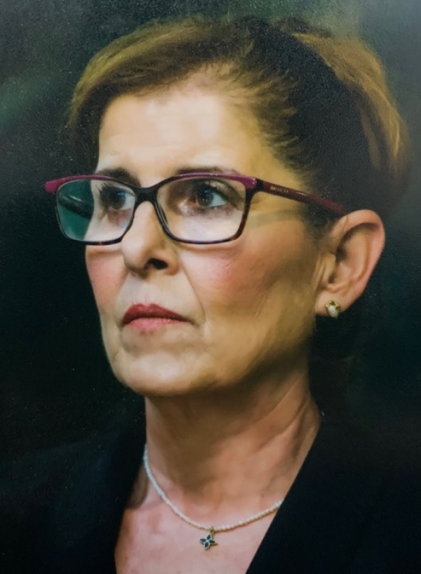 Έ&phi;&upsilon;&gamma;&epsilon; &alpha;&pi;ό &tau;&eta; &zeta;&omega;ή &sigma;&epsilon; &eta;&lambda;&iota;&kappa;ί&alpha; 65 &epsilon;&tau;ώ&nu; &eta; &Iota;&Omega;&Alpha;&Nu;&Nu;&Alpha; &Lambda;&Alpha;&Zeta;&Omicron;&Upsilon; &Pi;&Alpha;&Pi;&Alpha;&Beta;&Rho;&Alpha;&Mu;&Iota;&Delta;&Omicron;&Upsilon;