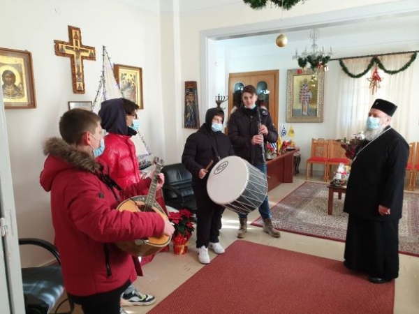 &Pi;&alpha;&rho;&alpha;&mu;&omicron;&nu;ή &Chi;&rho;&iota;&sigma;&tau;&omicron;&upsilon;&gamma;έ&nu;&nu;&omega;&nu; &sigma;&tau;&eta;&nu; &Iota;&epsilon;&rho;ά &Mu;&eta;&tau;&rho;ό&pi;&omicron;&lambda;&eta; &Gamma;&rho;&epsilon;&beta;&epsilon;&nu;ώ&nu;