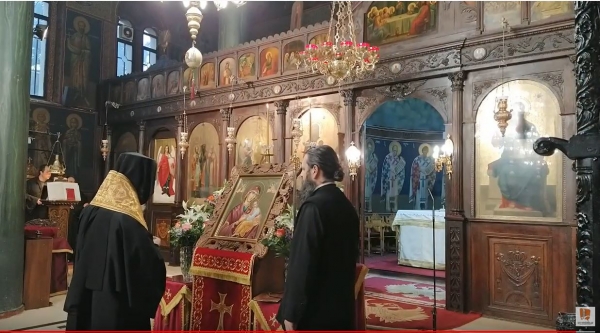 &Eta; &Alpha;&kappa;&omicron;&lambda;&omicron;&upsilon;&theta;ί&alpha; &tau;&omicron;&upsilon; &Alpha;&kappa;&alpha;&theta;ί&sigma;&tau;&omicron;&upsilon; Ύ&mu;&nu;&omicron;&upsilon; &alpha;&pi;&omicron; &tau;&omicron;&nu; &Iota;.&Mu;&eta;&tau;&rho;&omicron;&pi;&omicron;&lambda;&iota;&tau;&iota;&kappa;ό &Nu;&alpha;ό &Epsilon;&upsilon;&alpha;&gamma;&gamma;&epsilon;&lambda;&iota;&sigma;&tau;&rho;ί&alpha;&sigmaf; (live)