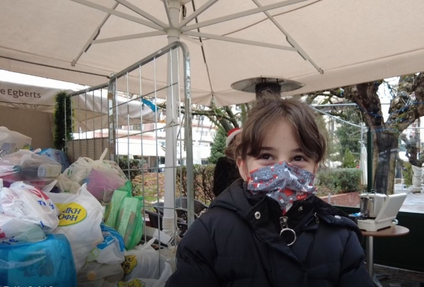 &Alpha;&lambda;&lambda;&eta;&lambda;&epsilon;&gamma;&gamma;ύ&eta;: &Mu;&epsilon; &mu;&epsilon;&gamma;ά&lambda;&eta; &epsilon;&pi;&iota;&tau;&upsilon;&chi;ί&alpha; &omicron;&lambda;&omicron;&kappa;&lambda;&eta;&rho;ώ&theta;&eta;&kappa;&epsilon; &eta; &sigma;&upsilon;&gamma;&kappa;έ&nu;&tau;&rho;&omega;&sigma;&eta; &alpha;&gamma;&alpha;&theta;ώ&nu; &sigma;&tau;&omicron; cafe 535